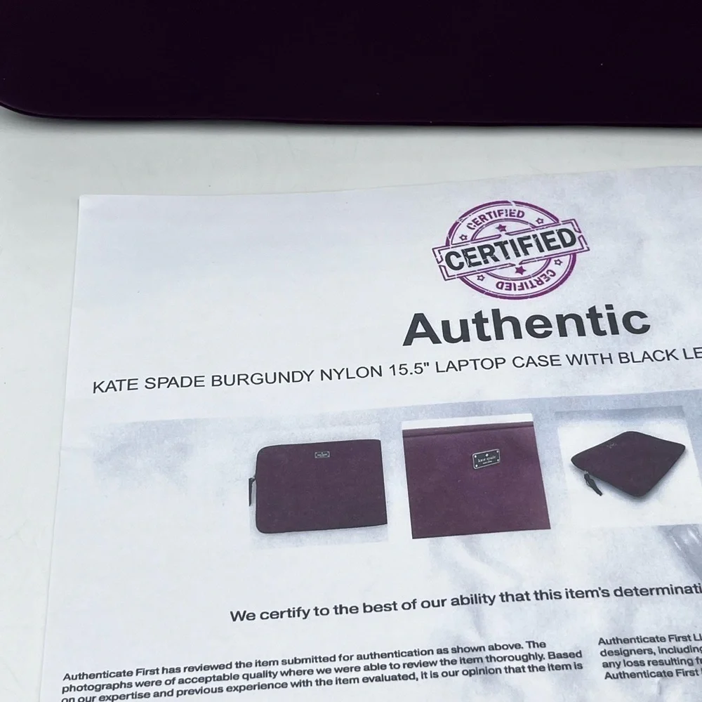 Kate Spade authenticated‎ Purple Protective  Laptop Zip Closure Sleeve 13”